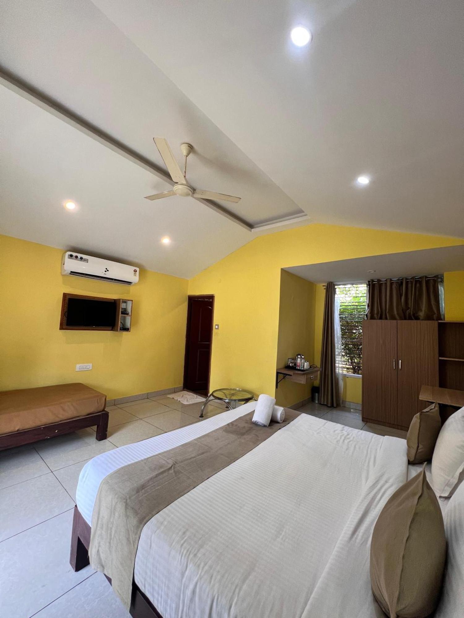 Coorg Nesara Hotel And Resort Kushālnagar Exterior foto